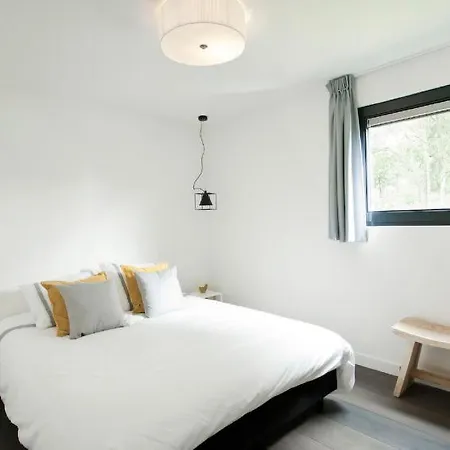 בית נופש Sleeps 8 Wifi T646309 *