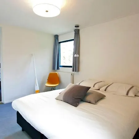 Sleeps 8 Wifi T646309